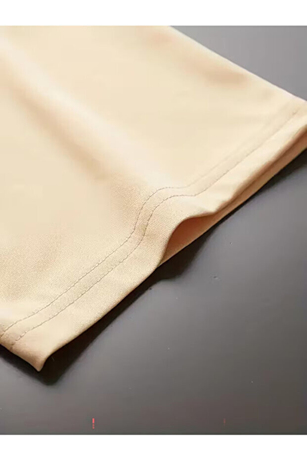 تي شيرت عادي أساسي مطبوع - 4