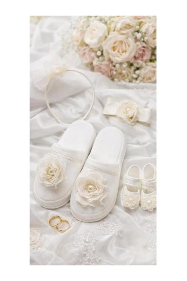 Maternity Mother Baby Slippers Set – (Crown & Booties Included)