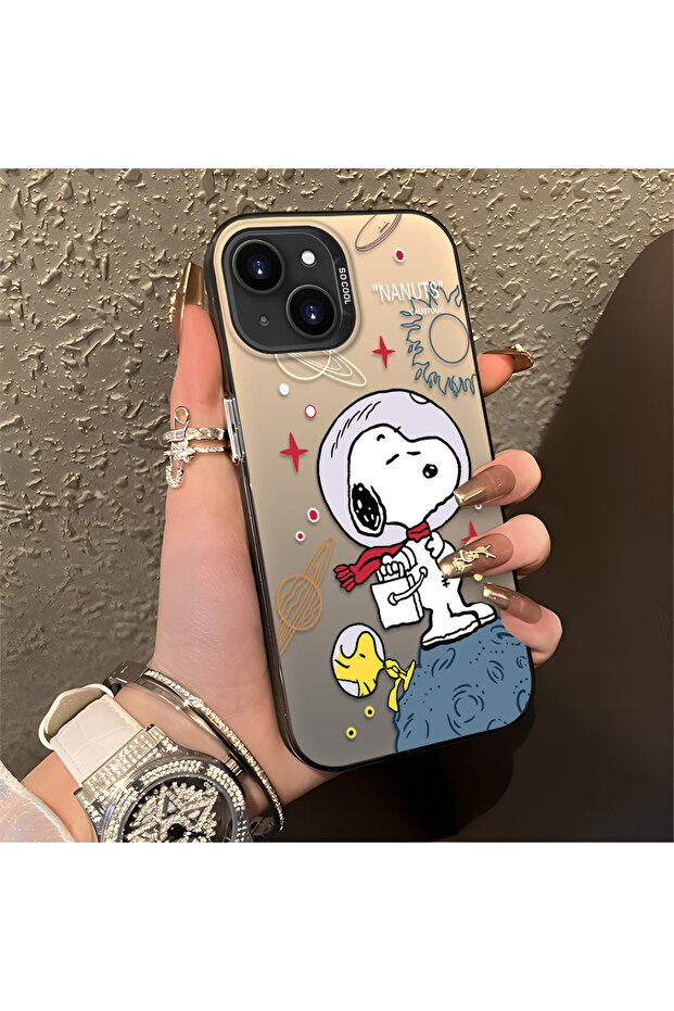 iPhone 15 Plus/14 Plus Compatible Hard Acrylic Back Silicone Edge Lens Protection Case Snoopy Pattern
