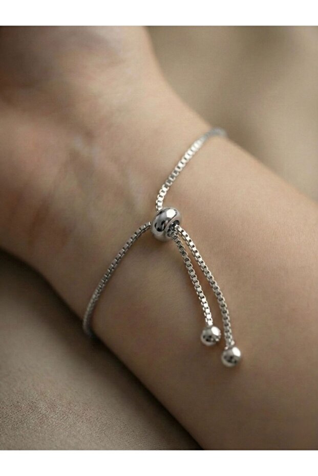 سوار مصعد من حجر الزركون - 2