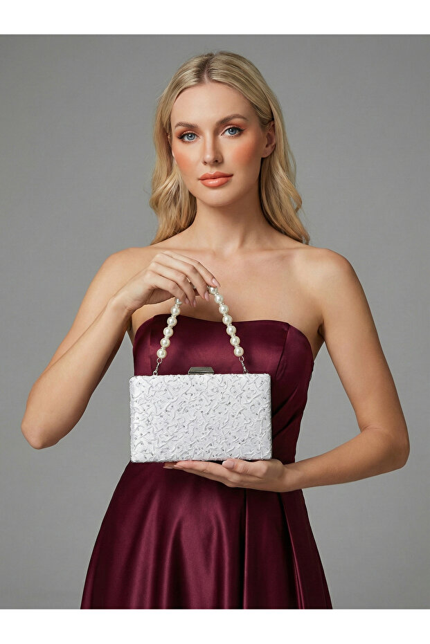 Special Design Ecru Color Wrinkled Stone Satin Chain Handle Women's Evening Dress Bag