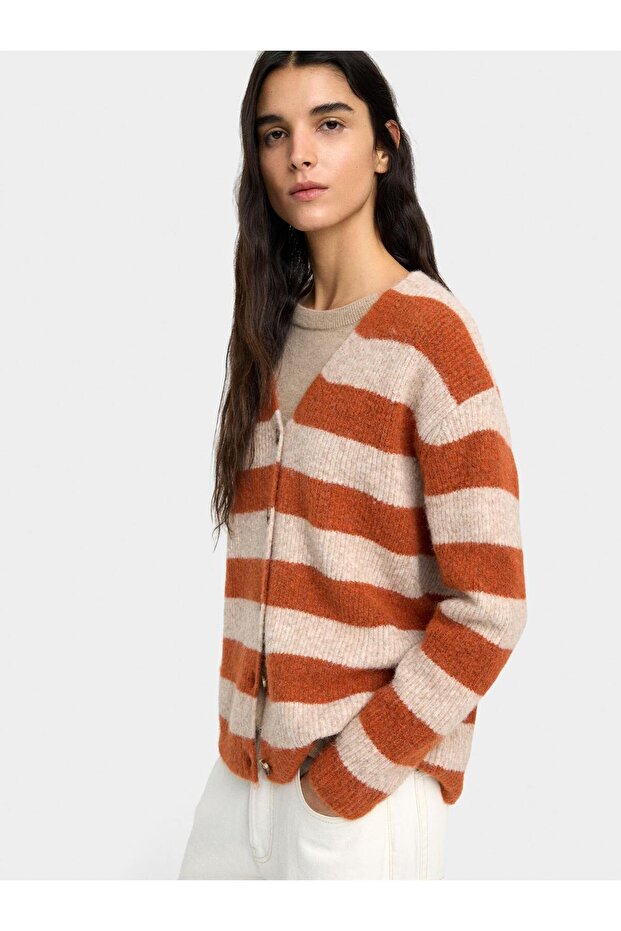 Çizgili Örme Hırka - 3