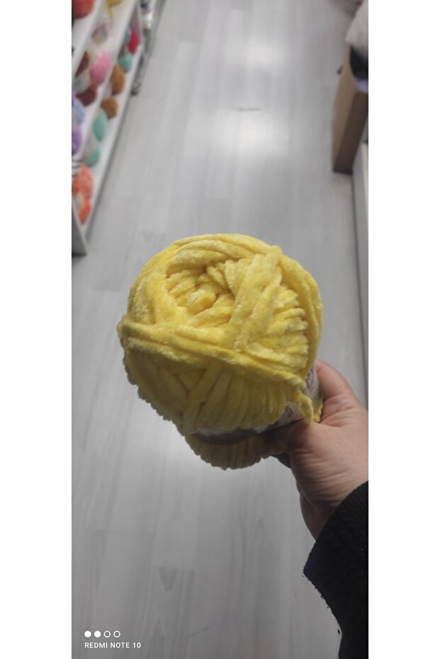 Export Surplus Velvet Rope 5-Pack Yellow Color