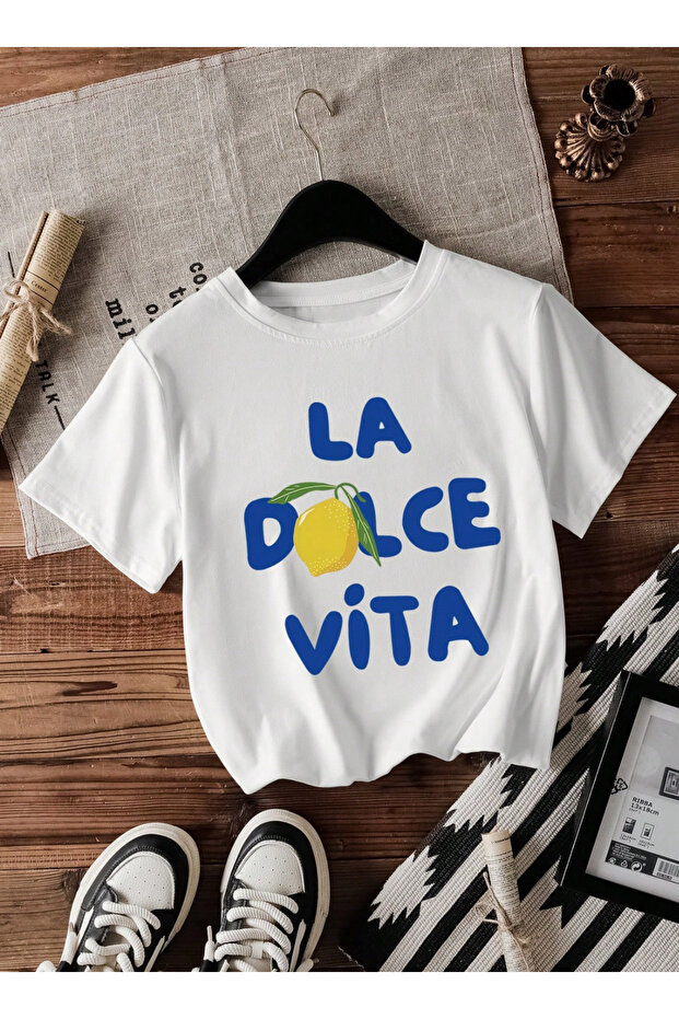 Unisex Casual Short Sleeve La Dolce Vita Printed Young Oversized Tshirt