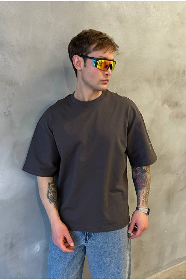 Oversized Basic Premium T-Shirt - 3