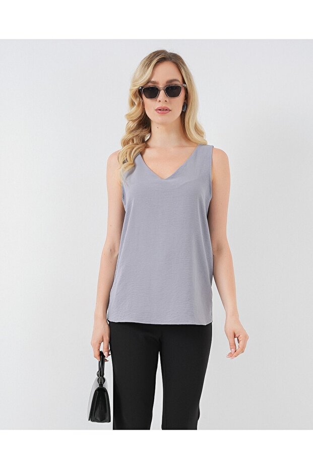 V-Neck Zero Sleeve Blouse 950 - Gray