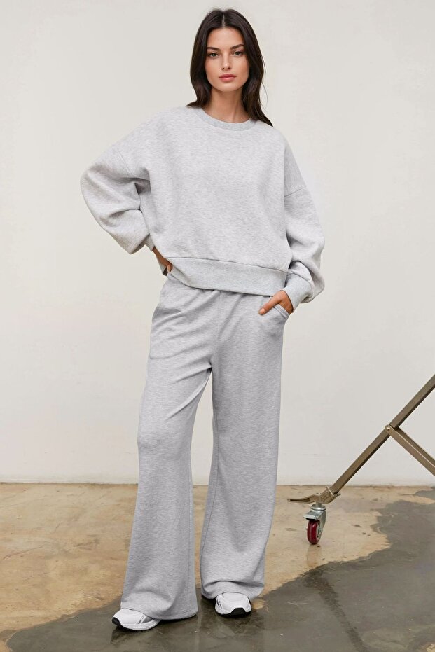 Loose Fit Bisiklet Yaka Pamuklu Basic Şardonlu Örme Sweatshirt - 5