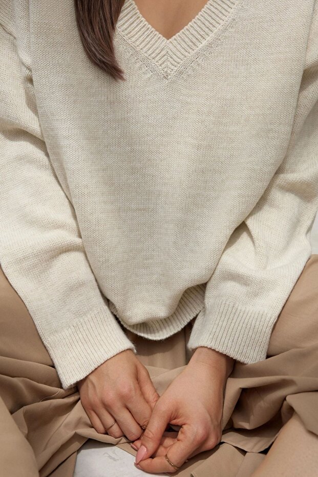 Kalın Örme V-Yaka Kazak - 2