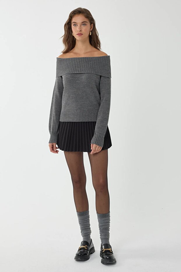 Madonna Yakalı Örme Kazak - 3