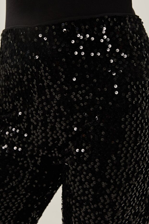 Flared trousers with sequins - 5