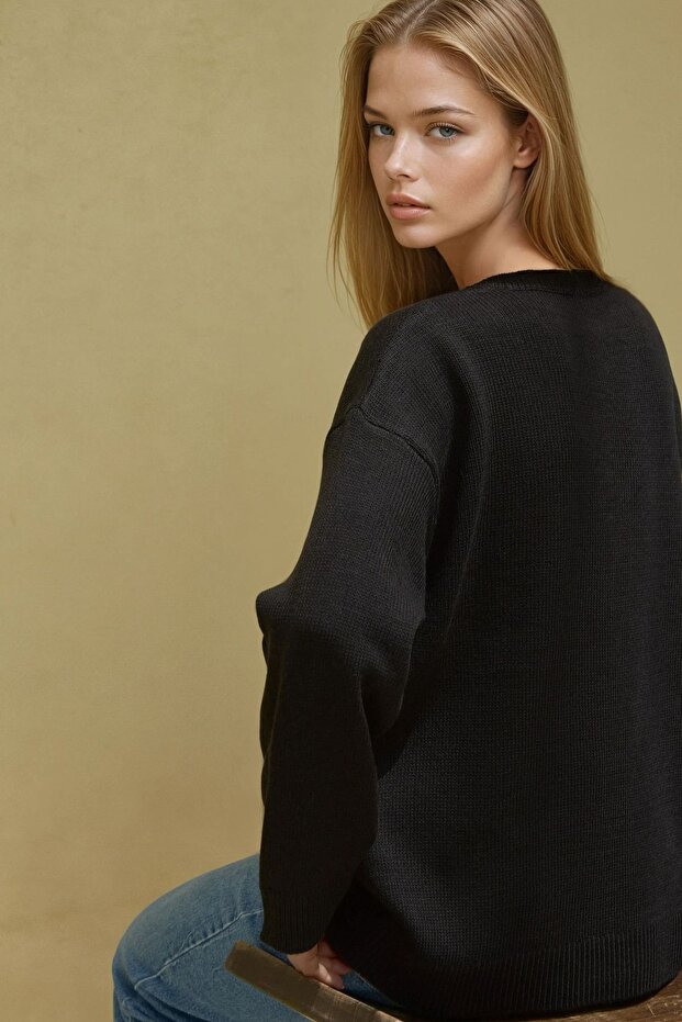 Kalın Örme V-Yaka Kazak - 4