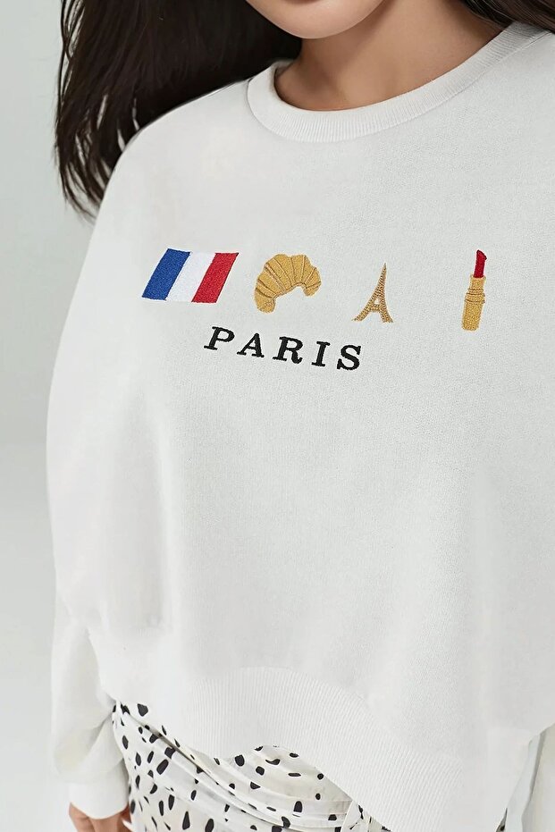 İşlemeli Yuvarlak Yaka Sweatshirt - 2