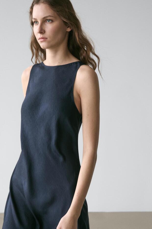 Dökümlü midi elbise - 4