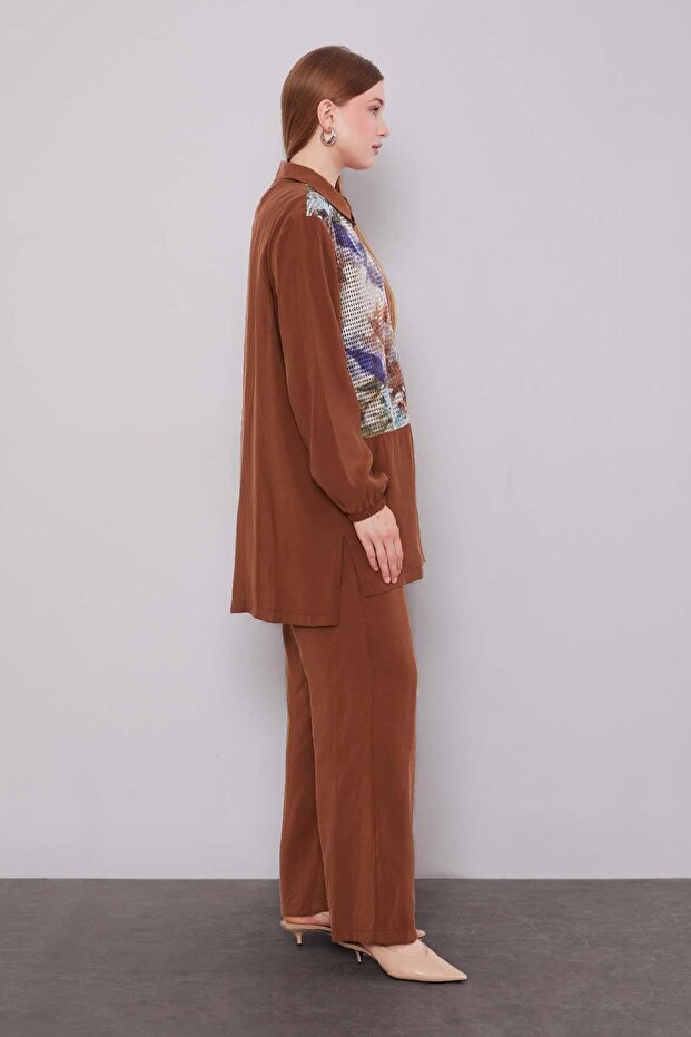 طقم مكون من قطعتين بطبعة شبكية باللون البني - 2