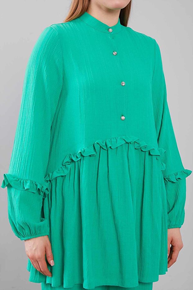 طقم مكون من قطعتين بتفاصيل كشكشة خضراء نصف مزركشة - 4