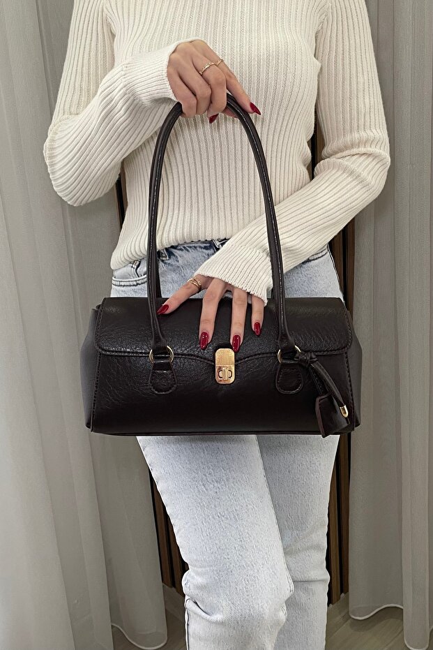 Women's Dark Brown Hand and Shoulder Bag - Stylish Daily Model