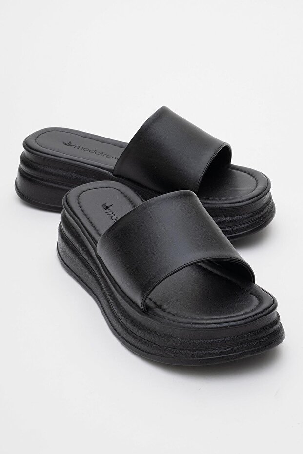 Women's Wide Band Slippers Black