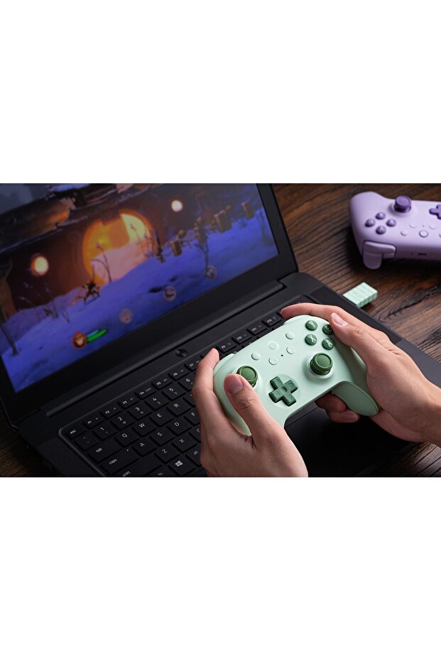 وحدة تحكم لاسلكية 8Bitdo Ultimate 2C لأجهزة الكمبيوتر التي تعمل بنظامي التشغيل Windows وAndroid، بمعدل استجابة 1000 هرتز، وحساسية هول. - 6