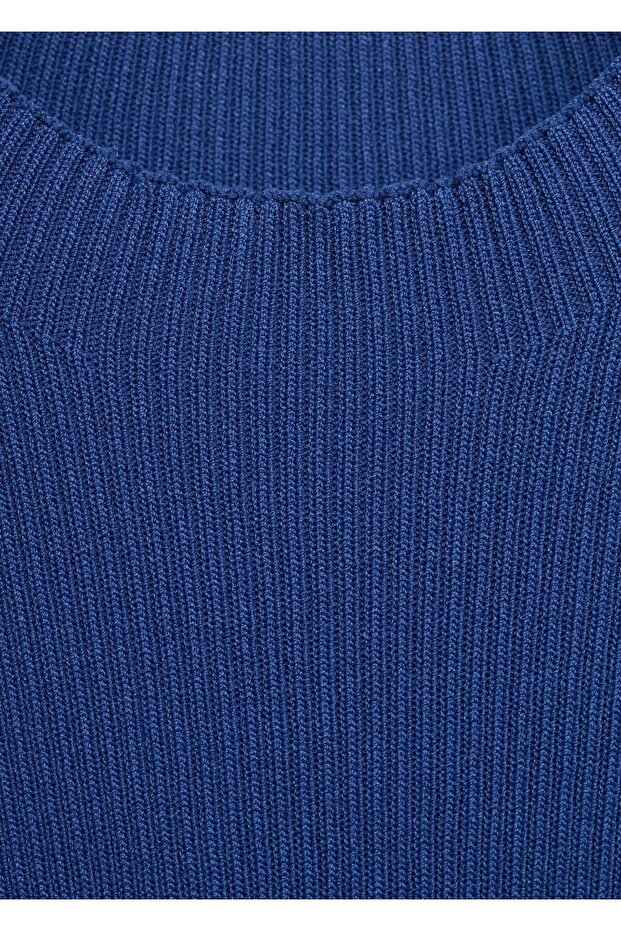 Kısa triko elbise - 7