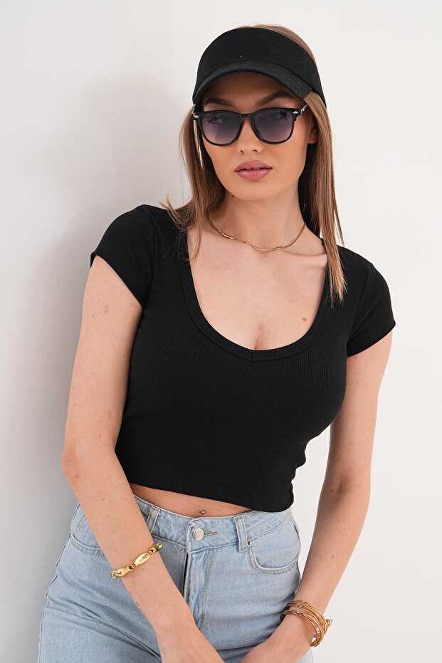 Women's V-Neck Camisole Crop - 260031