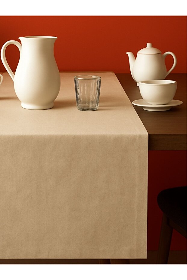 ŞIK VE KULLANIŞLI MASA RUNNER - 1