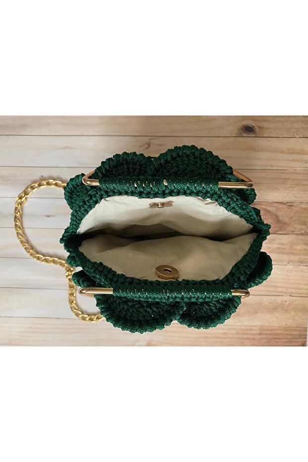 حقيبة محبوكة بنمط الورد مصنوعة يدويًا - 4