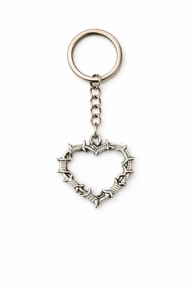 Thorned Heart Charm – Silver Color Unisex Metal Keychain with Thorn Detail and Heart Figure