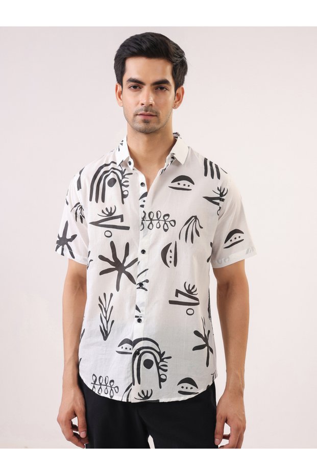 Men Printed Regular Fit Cotton Shirt