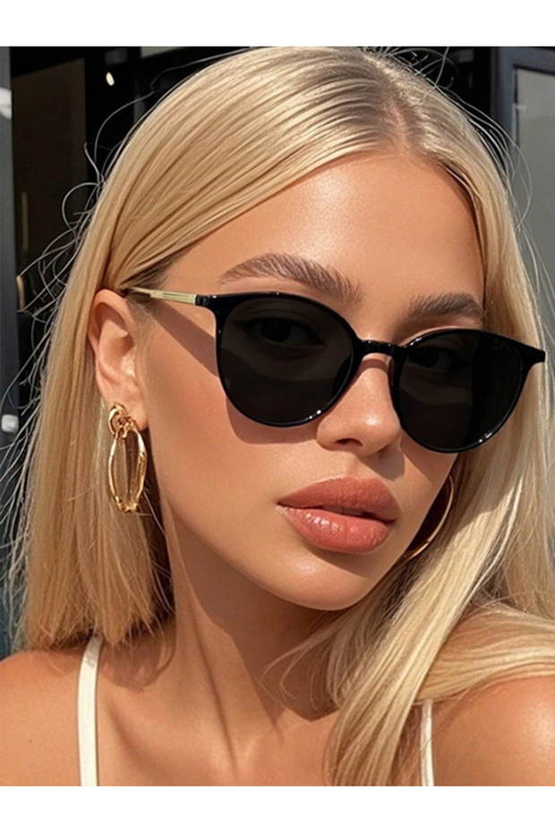 النظارات الشمسية المستديرة السوداء