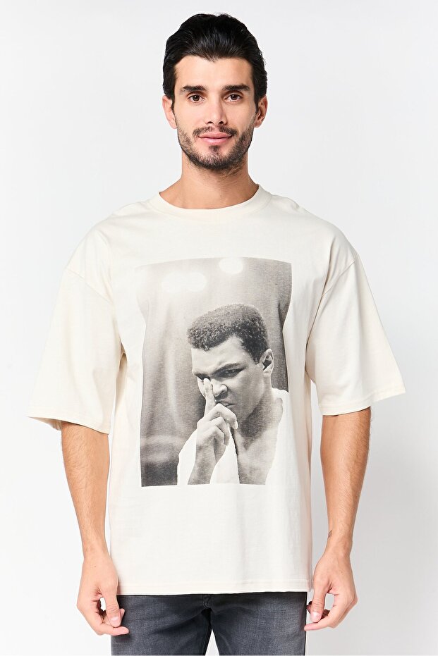 Men Crew Neck Short Sleeve Graphic Print T-Shirt, Light Beige