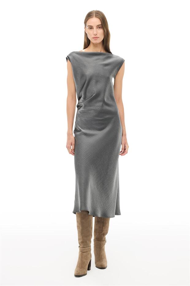 Siyah Degaje Yaka Midi Elbise - 1