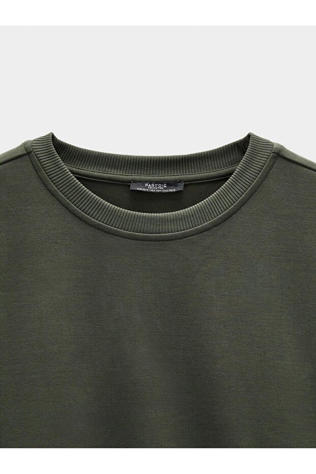 Basic Sweatshirt - 6