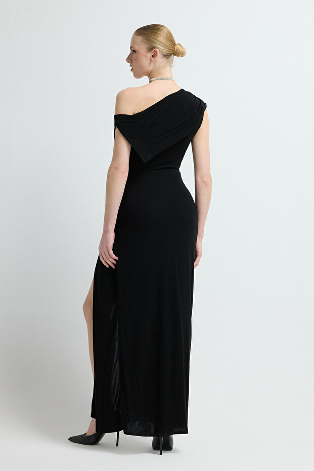 Yırtmaç Detaylı Örme Elbise - 6