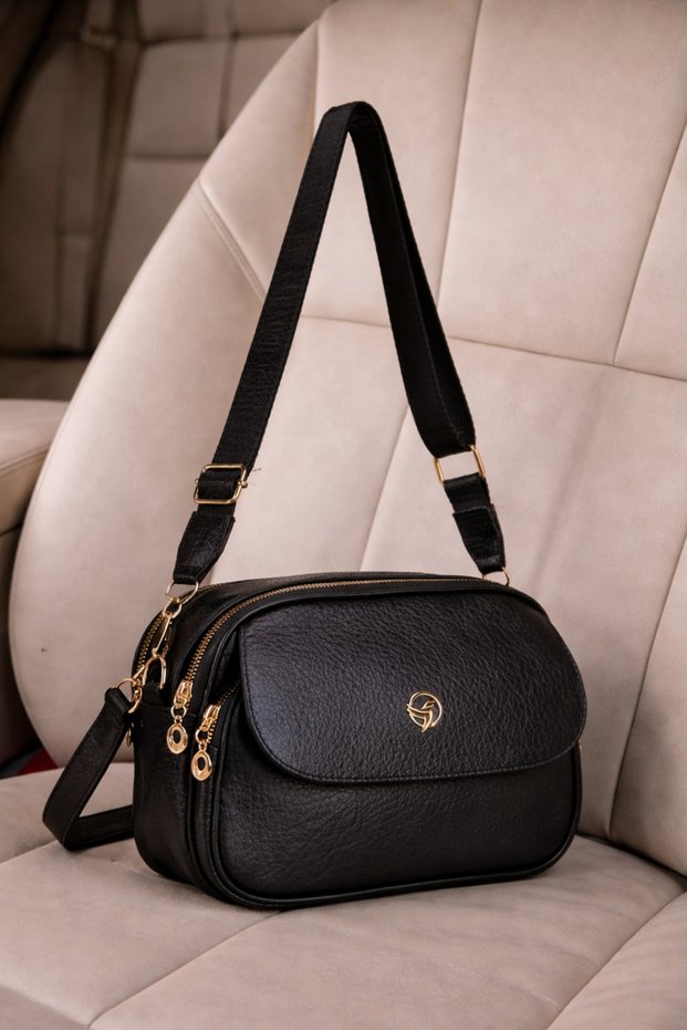 Women's Crossbody Bag with Flap and Zipper, Multi-Compartment, Black Shoulder Bag
