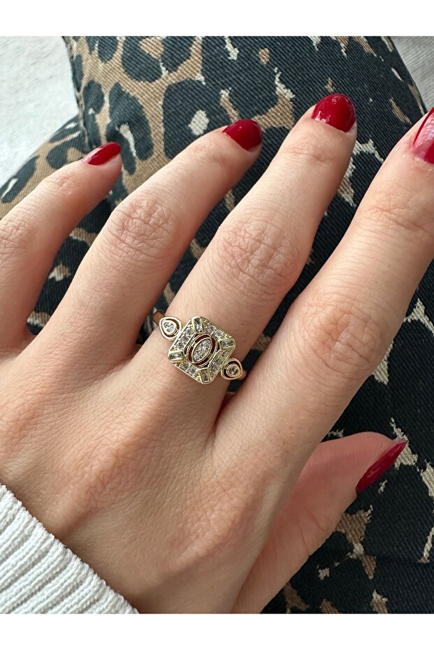 خاتم ذهبي مربع الشكل من ماركة جولد كار - 4