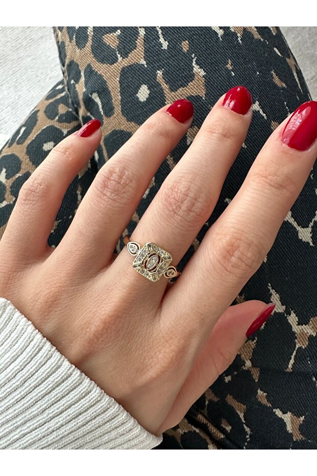 خاتم ذهبي مربع الشكل من ماركة جولد كار - 3