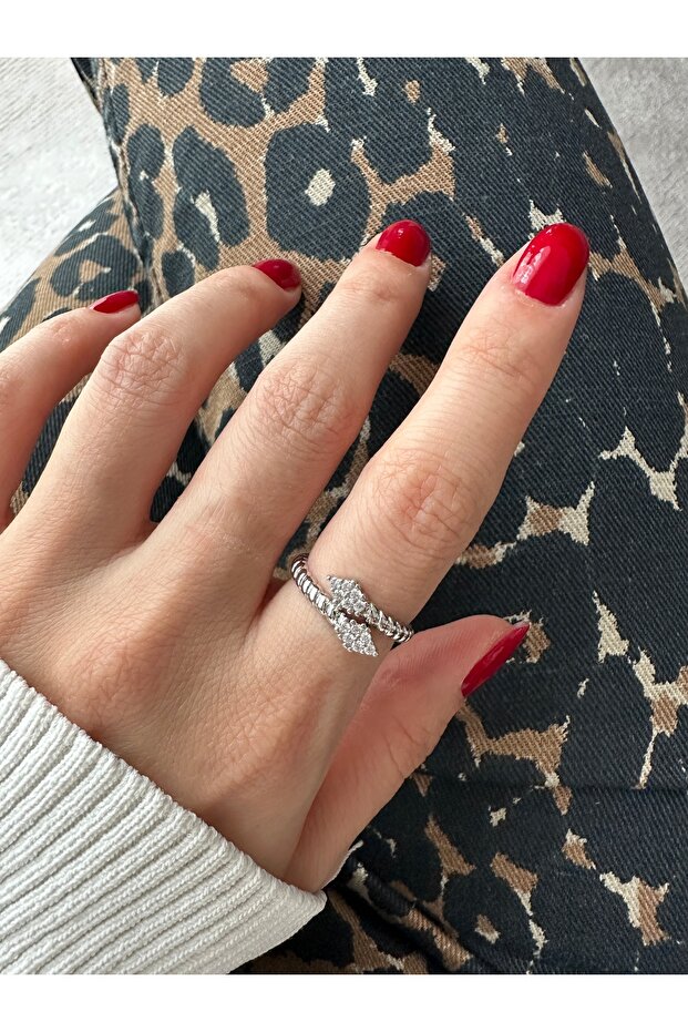 خاتم على شكل ثعبان موديل داملا باللون الفضي - 1