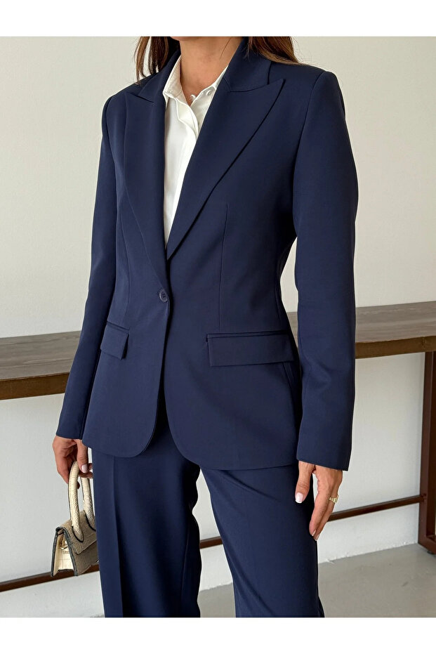 سترة مفردة مقطوعة بالليزر - 1