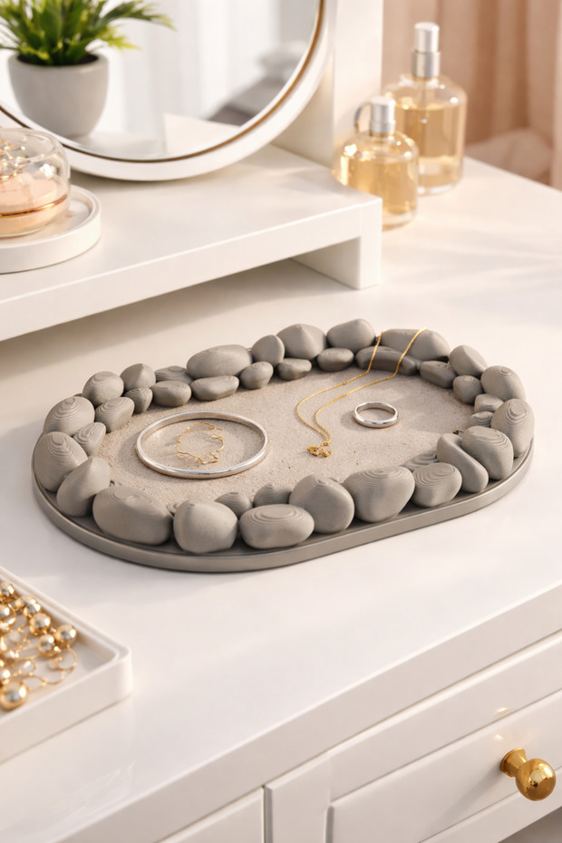 Stone-Look Jewelry Tray – Decorative Ring & Necklace Stand