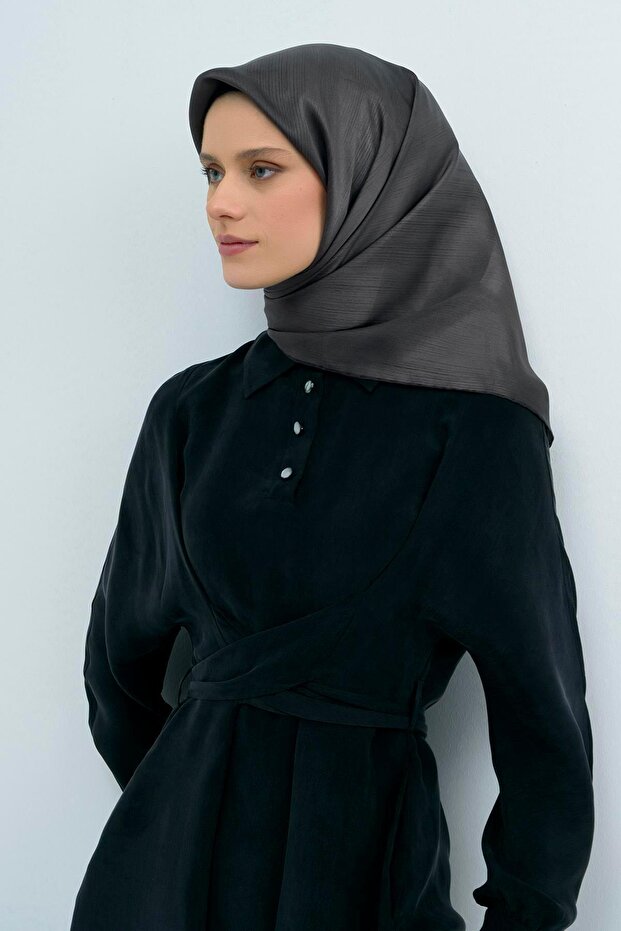 وشاح حرير ساتان 9513D E26YA9513D01-50