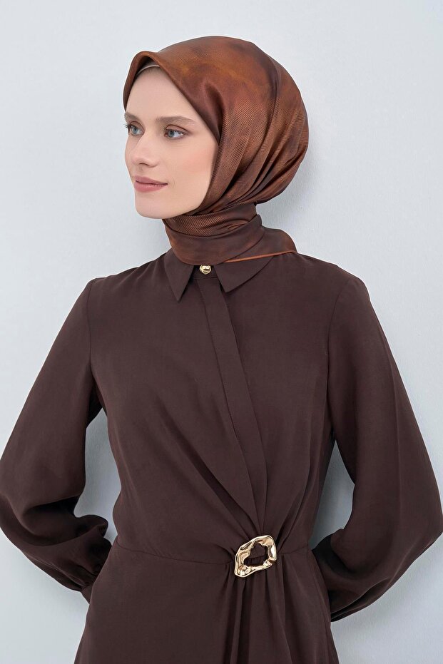 وشاح حرير ساتان 9501D E26YA9501D01-06