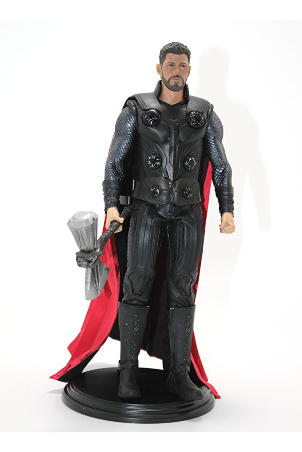 شخصية ثور من فيلم حرب العدالات اللانهائية - 2