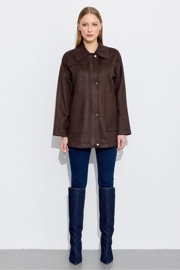 Embroidered detail knit sweater with turtleneck - coffee
