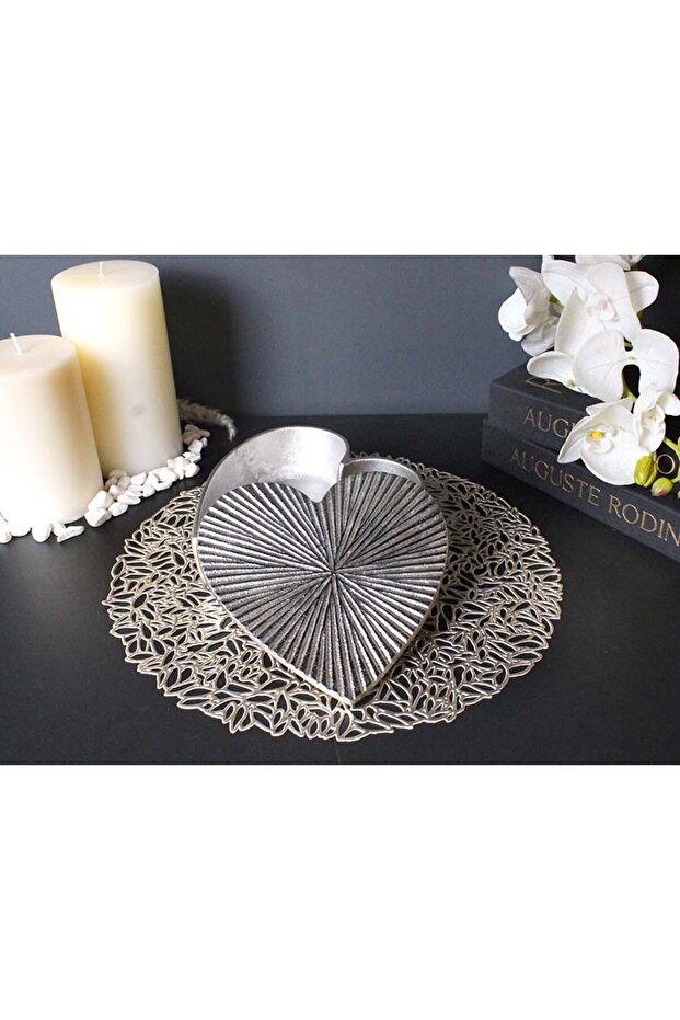صندوق ديكور فضي كبير الحجم من LOVE SILVER