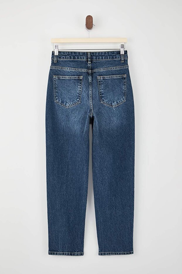 Trendyolmilla Wardrope Essentials Mavi Yüksek Bel Az Esnek Bilek Boy Mom Jeans TWOSS26JE00109 - 6