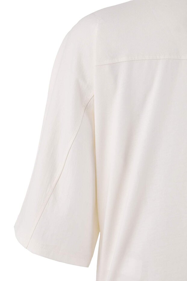 Wardrobe Essentials-Ekru Geniş Kalıp Yarasa Kol %100 Pamuk Örme T-Shirt TWOSS26TS00047 - 9