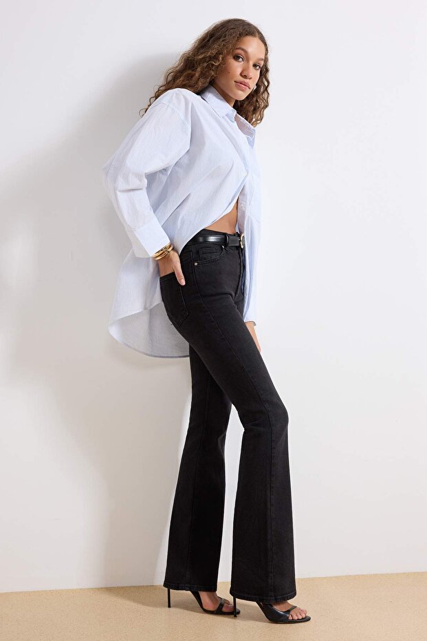 More Sustainable Siyah Yüksek Bel Orta Esnek Flare İspanyol Paça Jeans TWOSS23JE00063 - 2