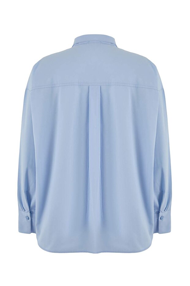 Trendyol Studio Açık Mavi Oversize Asimetrik Pamuklu Poplin Gömlek TWOAW26GO00106 - 7