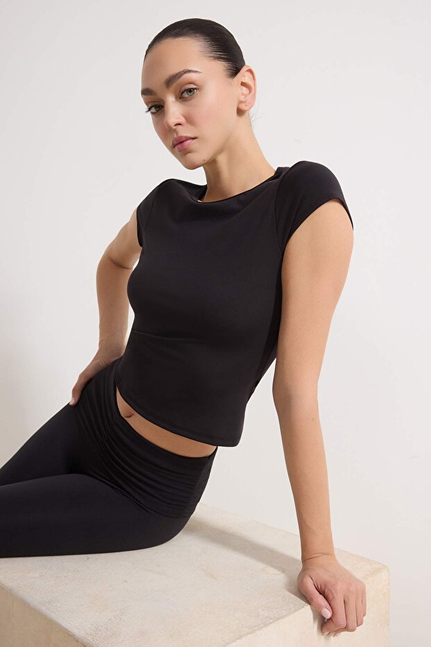 Siyah Soft Fırçalı Kumaş Örme Spor T-Shirt THMSS26TS00004 - 2