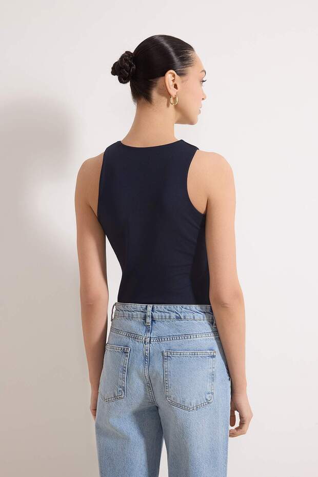 Lacivert Halter Yaka Vücuda Oturan Esnek Alttan Çıtçıtlı Örme Body TWOSS20BD0044 - 4